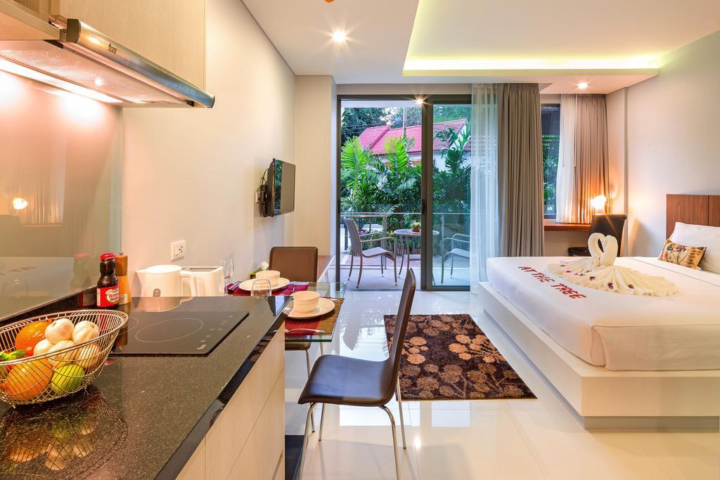 At The Tree Phuket Aparthotel Rawai Стая снимка